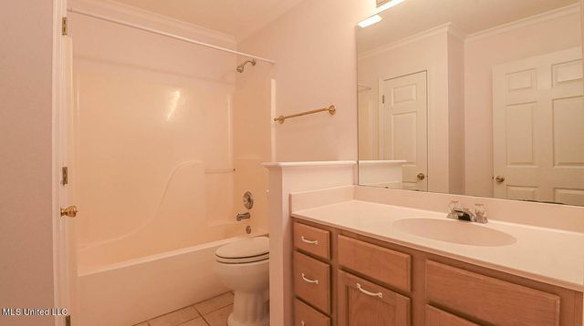 2106 Lauren Drive, Biloxi, MS 39532