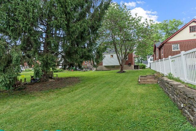 6733 Siebern Avenue, Silverton, OH 45236