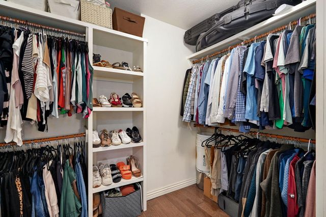 1630 N Waterstone Avenue, Springfield, MO 65802