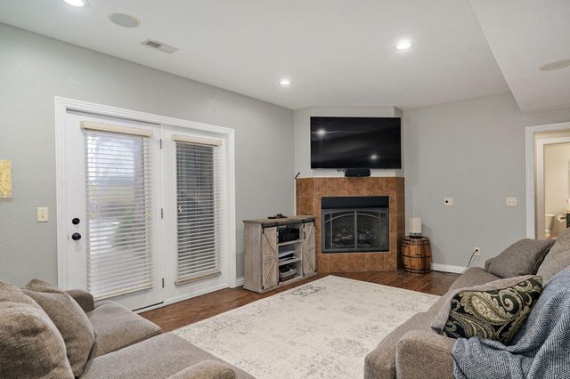 1630 N Waterstone Avenue, Springfield, MO 65802