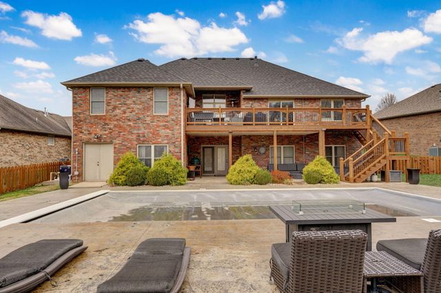 1630 N Waterstone Avenue, Springfield, MO 65802