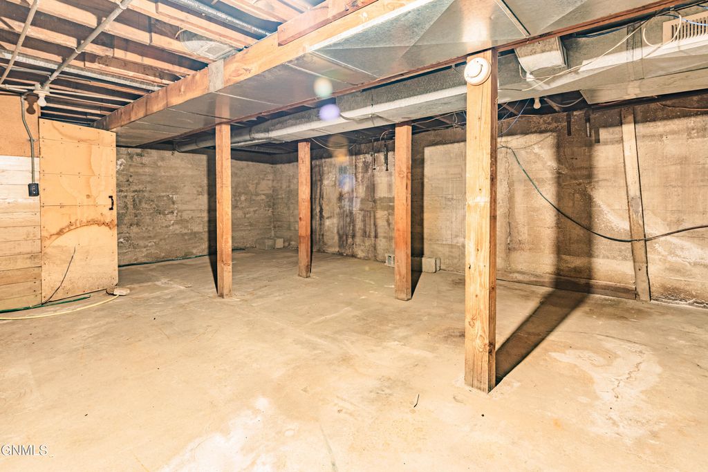 204 Broadway Street N, Linton, ND 58552 photo 13