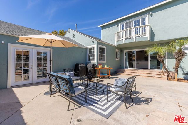 8806 Croydon Avenue, Los Angeles, CA 90045