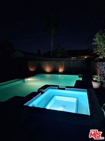 8806 Croydon Avenue, Los Angeles, CA 90045