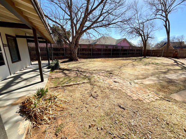 2004 30th Street, Lubbock, TX 79411