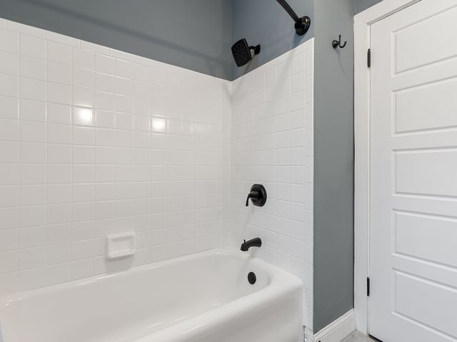 7649 S Yates Boulevard 3, Chicago, IL 60649