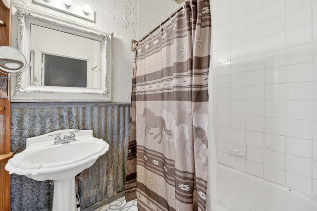 2070 County Road 377, Van Alstyne, TX 75495