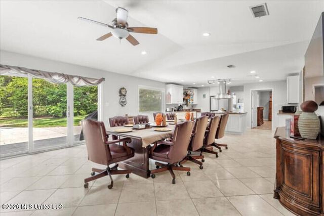 5913 David Davis Place, Ocean Springs, MS 39564