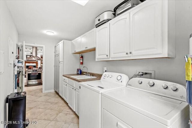 5913 David Davis Place, Ocean Springs, MS 39564