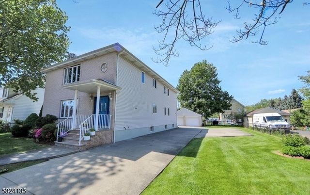 253 Delawanna Ave, Clifton City, NJ 07014