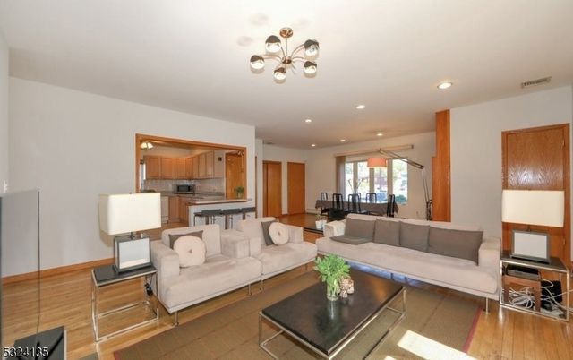 253 Delawanna Ave, Clifton City, NJ 07014