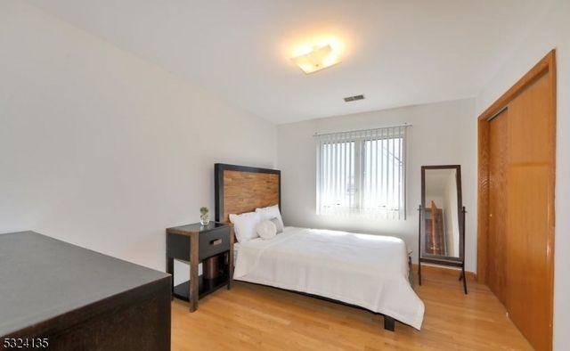 253 Delawanna Ave, Clifton City, NJ 07014