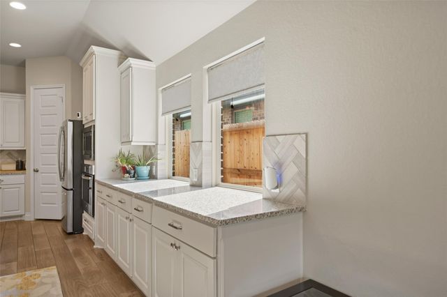 212 Trillium Park Loop, Conroe, TX 77304