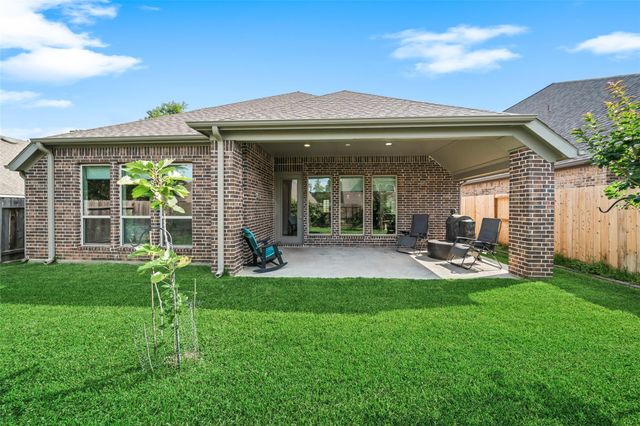 212 Trillium Park Loop, Conroe, TX 77304