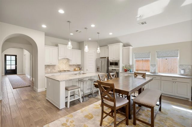 212 Trillium Park Loop, Conroe, TX 77304