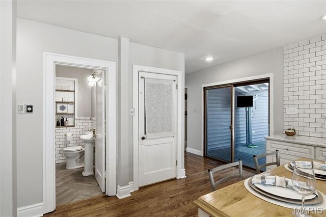 7071 Mardel Avenue, St Louis, MO 63109