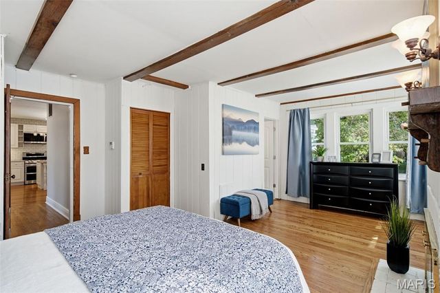 7071 Mardel Avenue, St Louis, MO 63109