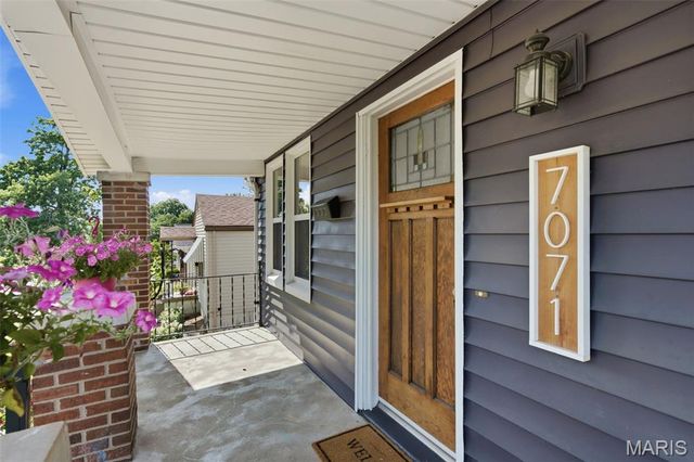 7071 Mardel Avenue, St Louis, MO 63109