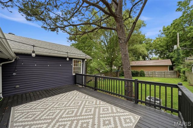 7071 Mardel Avenue, St Louis, MO 63109