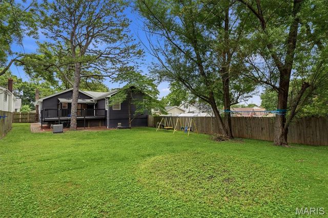 7071 Mardel Avenue, St Louis, MO 63109