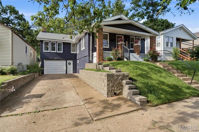 7071 Mardel Avenue, St Louis, MO 63109