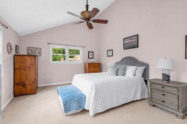 7 Carnation Cir D, Reading, MA 01867