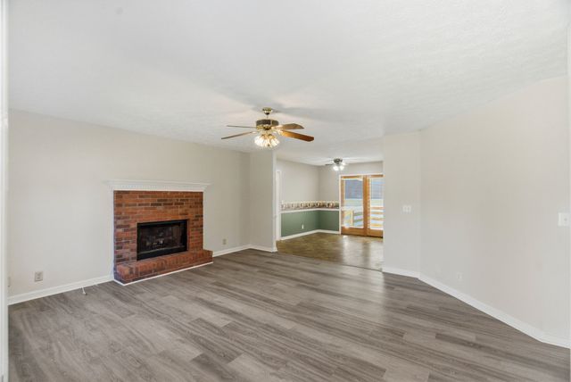 210 Rachel Ct, White House, TN 37188