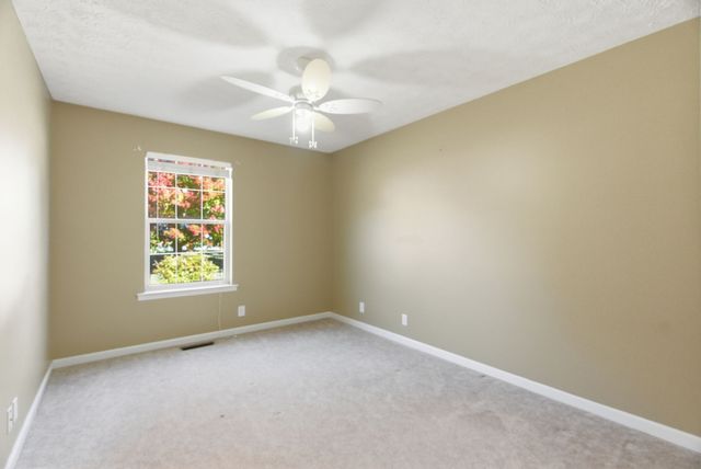 210 Rachel Ct, White House, TN 37188