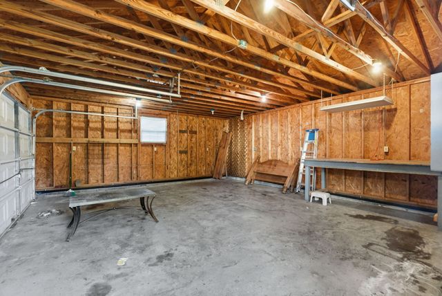 210 Rachel Ct, White House, TN 37188