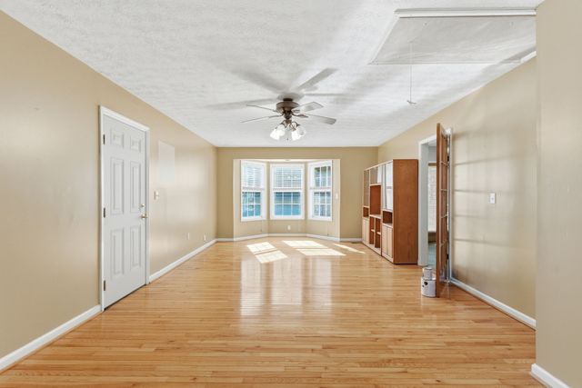 210 Rachel Ct, White House, TN 37188