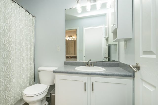 2821 SW Homestead Circle, Ankeny, IA 50023