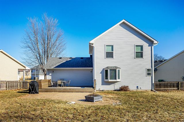 2821 SW Homestead Circle, Ankeny, IA 50023