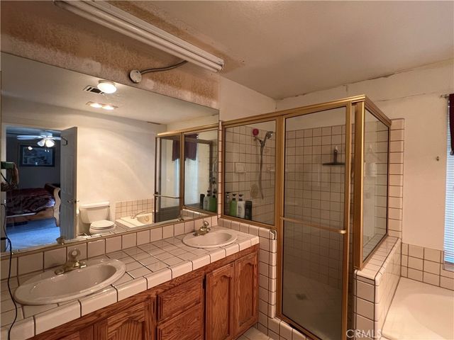 16481 Iwa, Apple Valley, CA 92307