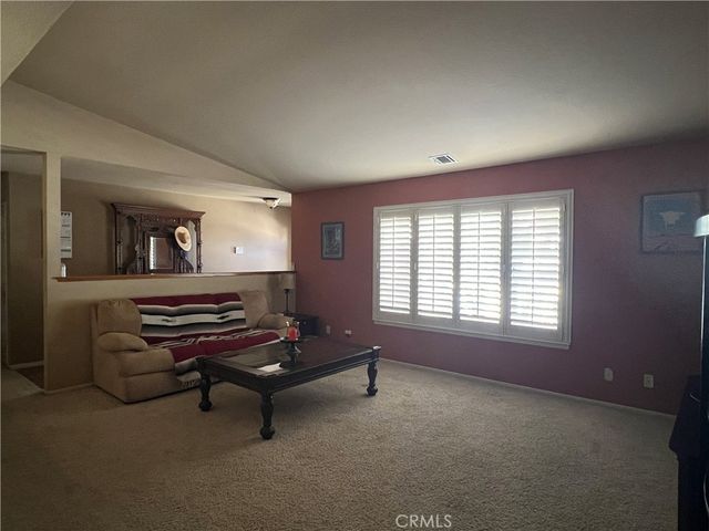 16481 Iwa, Apple Valley, CA 92307