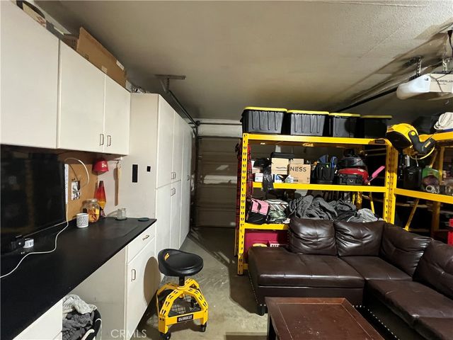 16481 Iwa, Apple Valley, CA 92307