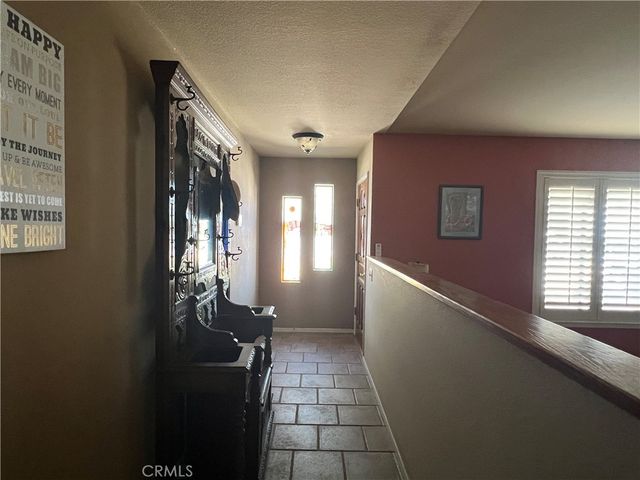 16481 Iwa, Apple Valley, CA 92307