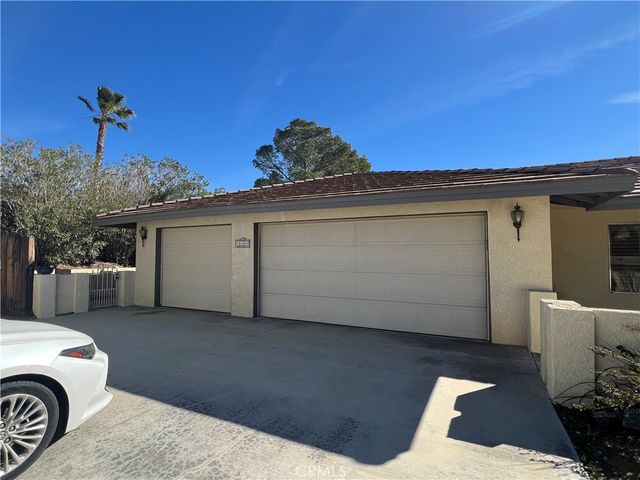 16481 Iwa, Apple Valley, CA 92307