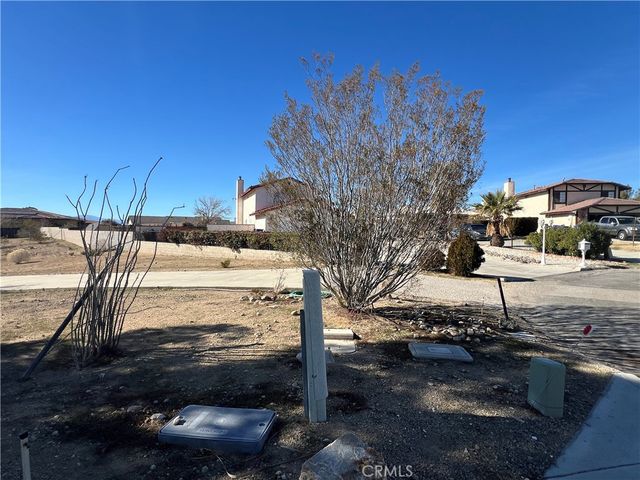 16481 Iwa, Apple Valley, CA 92307