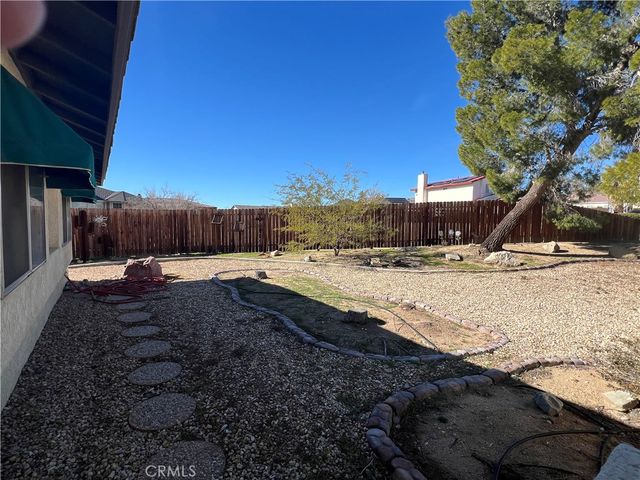 16481 Iwa, Apple Valley, CA 92307