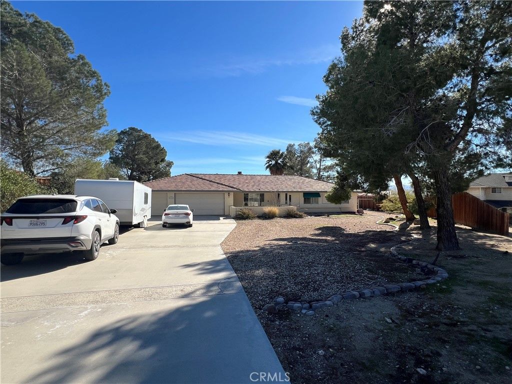 16481 Iwa, Apple Valley, CA 92307