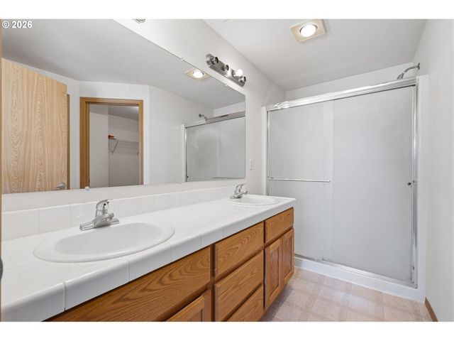 9401 Ne 39TH Ave, Vancouver, WA 98665