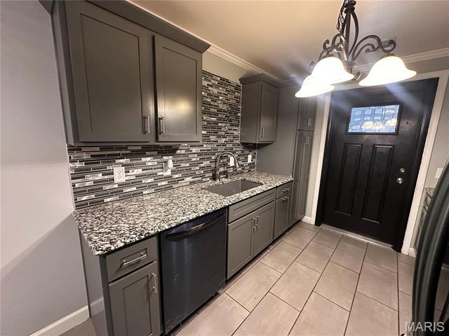 203 N Kingshighway Street, Sikeston, MO 63801