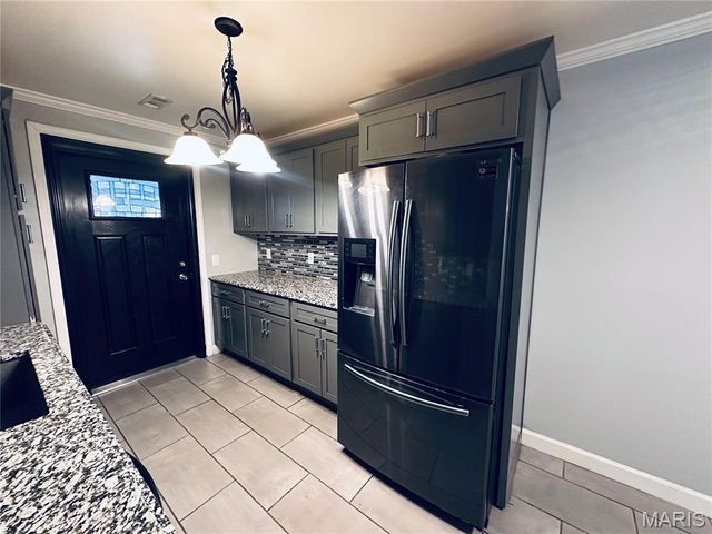 203 N Kingshighway Street, Sikeston, MO 63801