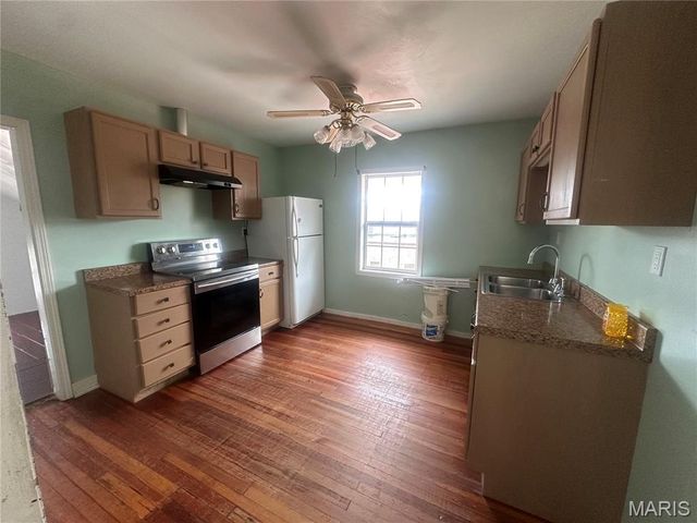 203 N Kingshighway Street, Sikeston, MO 63801