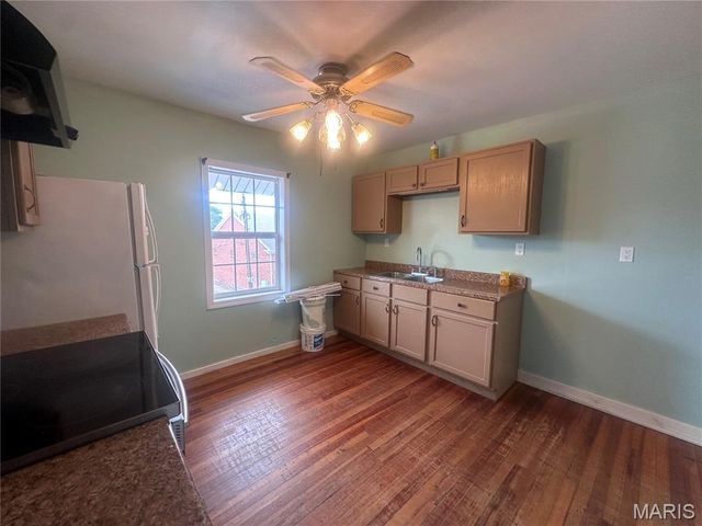 203 N Kingshighway Street, Sikeston, MO 63801