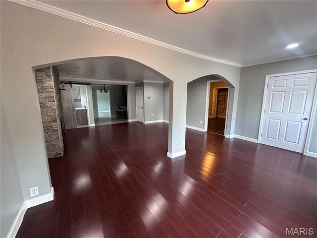 203 N Kingshighway Street, Sikeston, MO 63801