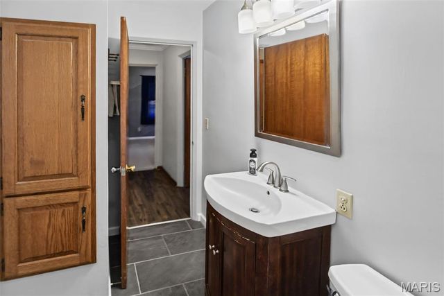 163 Norwood Place, East Alton, IL 62024