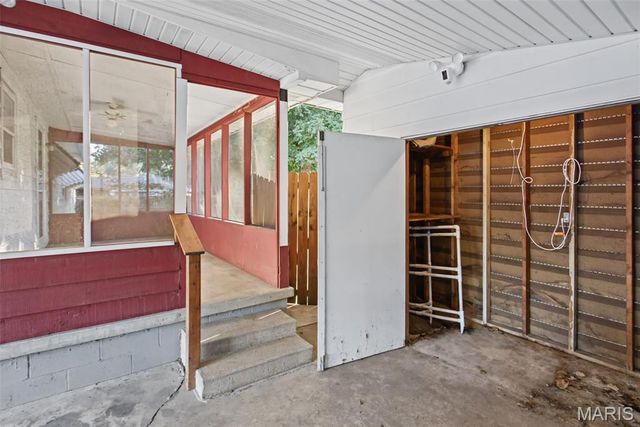 163 Norwood Place, East Alton, IL 62024