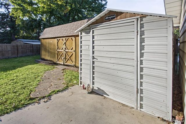 163 Norwood Place, East Alton, IL 62024