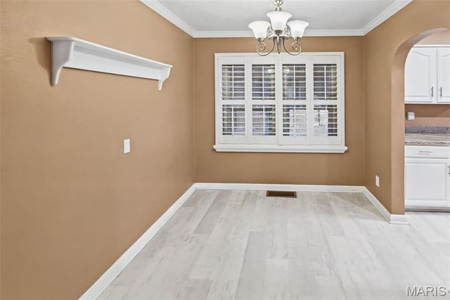 163 Norwood Place, East Alton, IL 62024
